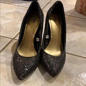 Sparkle black heels